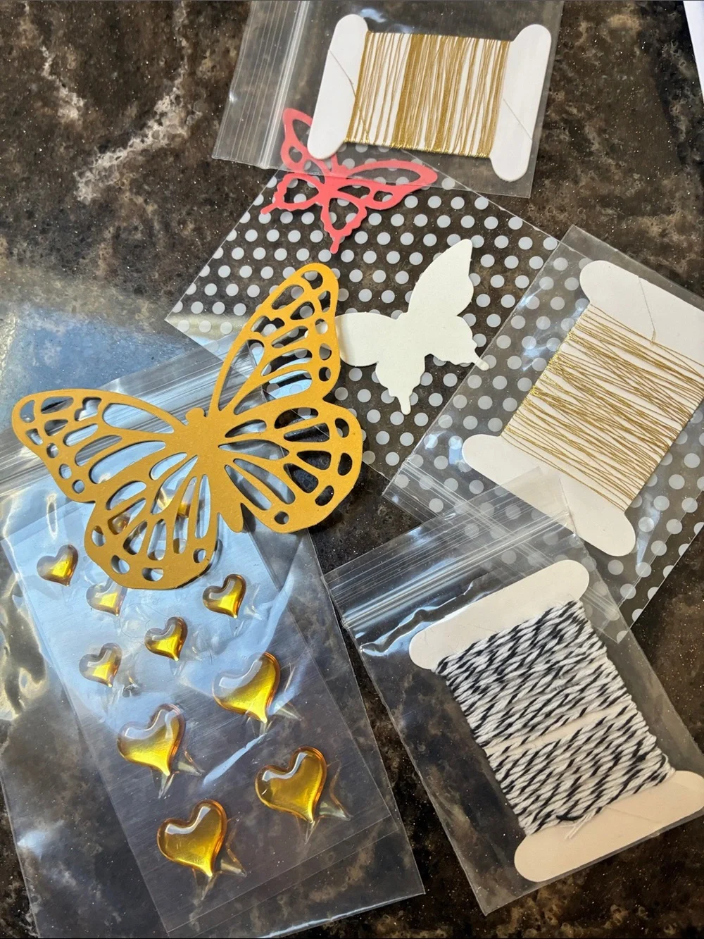 Stampin' Up! Project Kit with White, Brown, Green, Yellow Accents